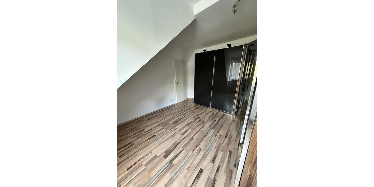 Reihenhaus Wetter (Ruhr) - 4.5 Zimmer, 100 m&sup2;, 1.300&euro; | Angebot:24891568