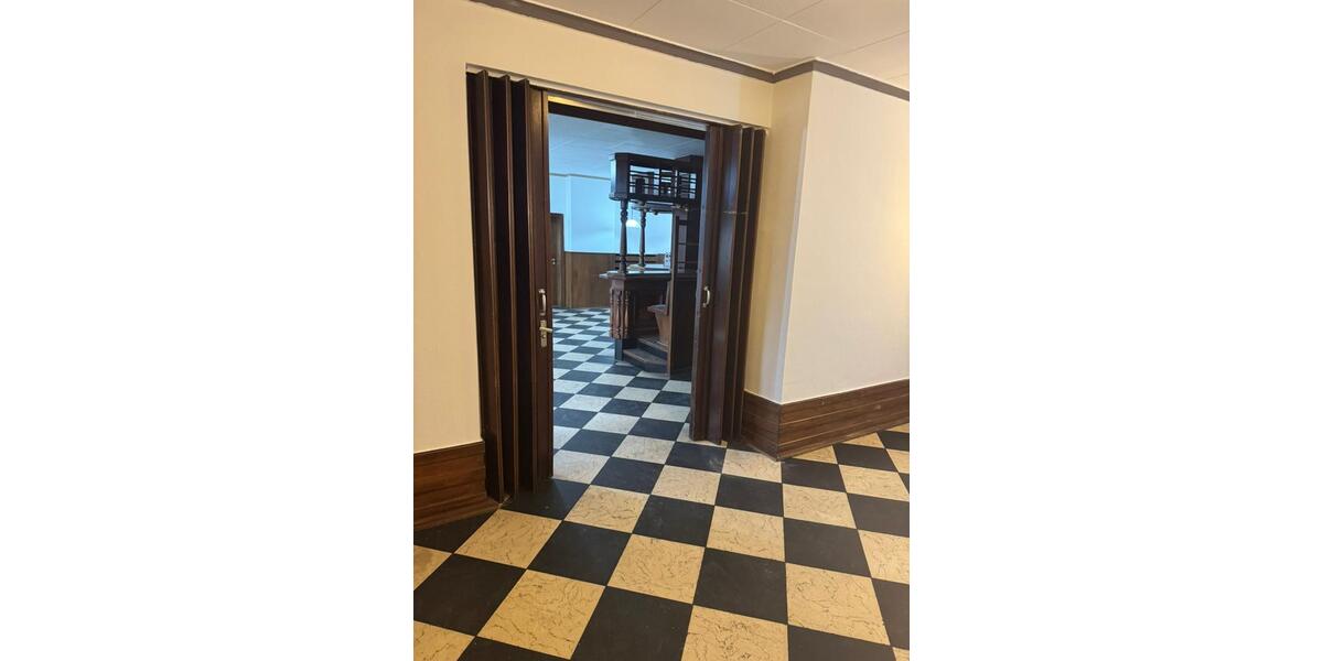 Top Gewerbefläche - RestaurantLadenlokalPizzeriaEvent zimmer