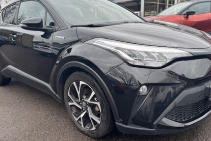 Toyota C-HR 69.057 km 21.900 &euro; Gelsenkirchen 45891