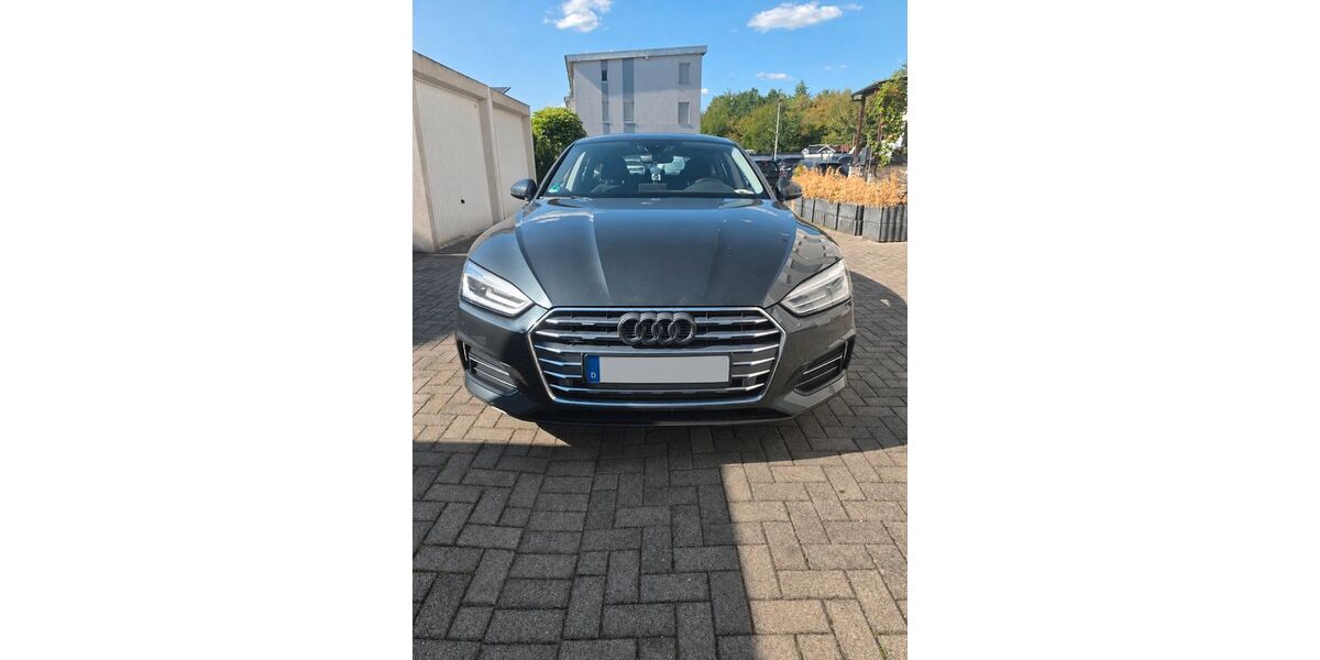 Audi A5 157.900 km 17.490 &euro; Oberhausen 46149