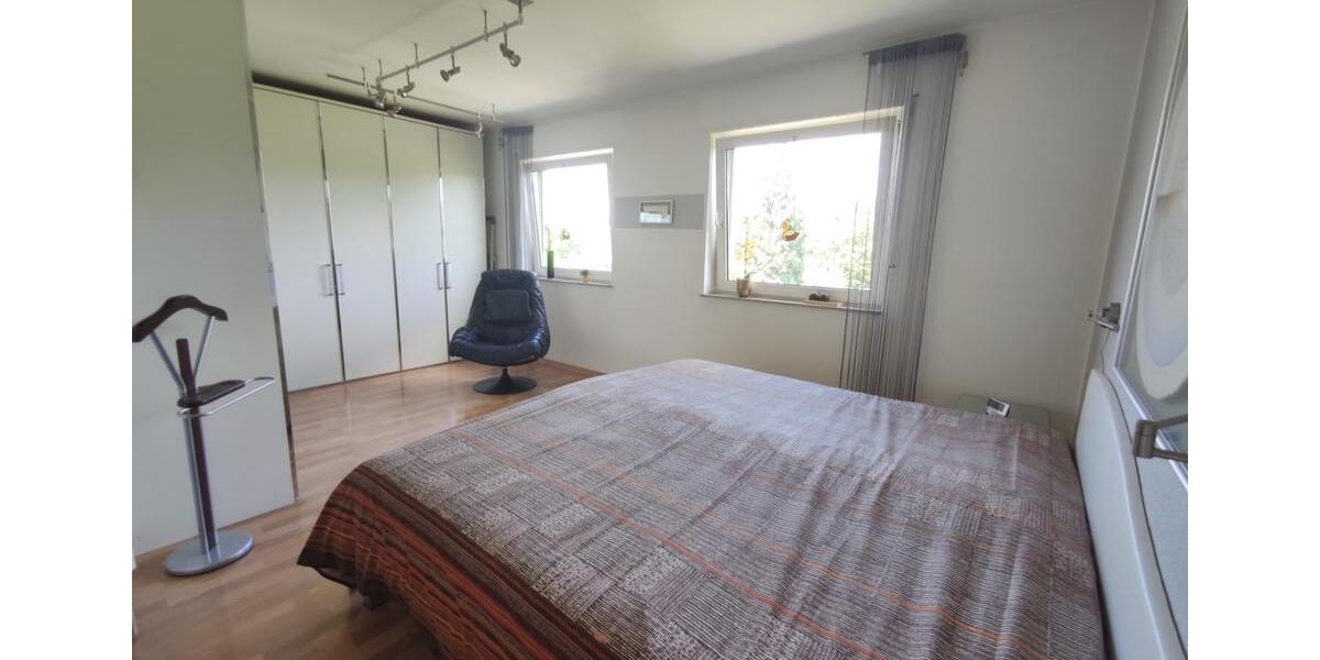Reihenhaus Recklinghausen Grullbad - 7 Zimmer, 154 m&sup2;, 380.000&euro; | Angebot:27426360