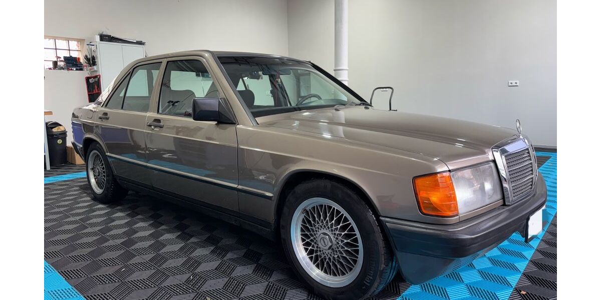 Mercedes-Benz 190 241.500 km 9.499 € Dortmund 44319