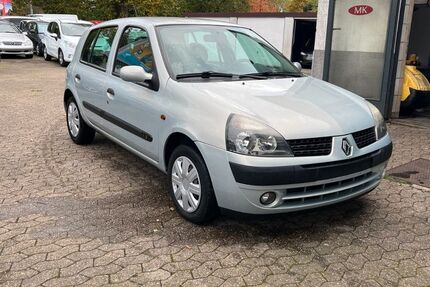Renault Clio 109.000 km 1.980 € Essen 45141