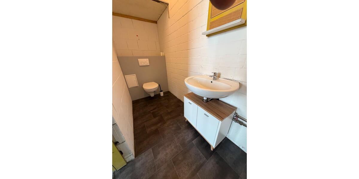 BüroLagerraum 40m2 Voerde Gewerbegebiet Grenzstraße zimmer