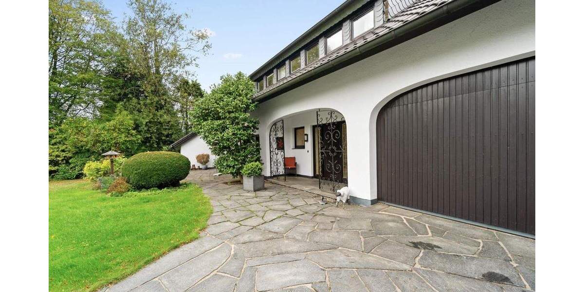 Einfamilienhaus Ratingen Hösel - 8 Zimmer, 303 m&sup2;, 1.450.000&euro; | Angebot:24462555