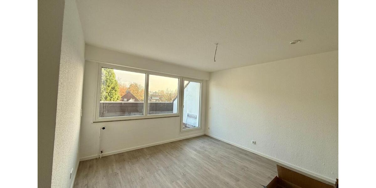 Kernsanierte 2-Zimmer Wohnung m. Loggia und neuem Badezimmer 2 zimmer