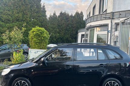 Skoda Fabia 76.000 km 3.999 € Essen 45326