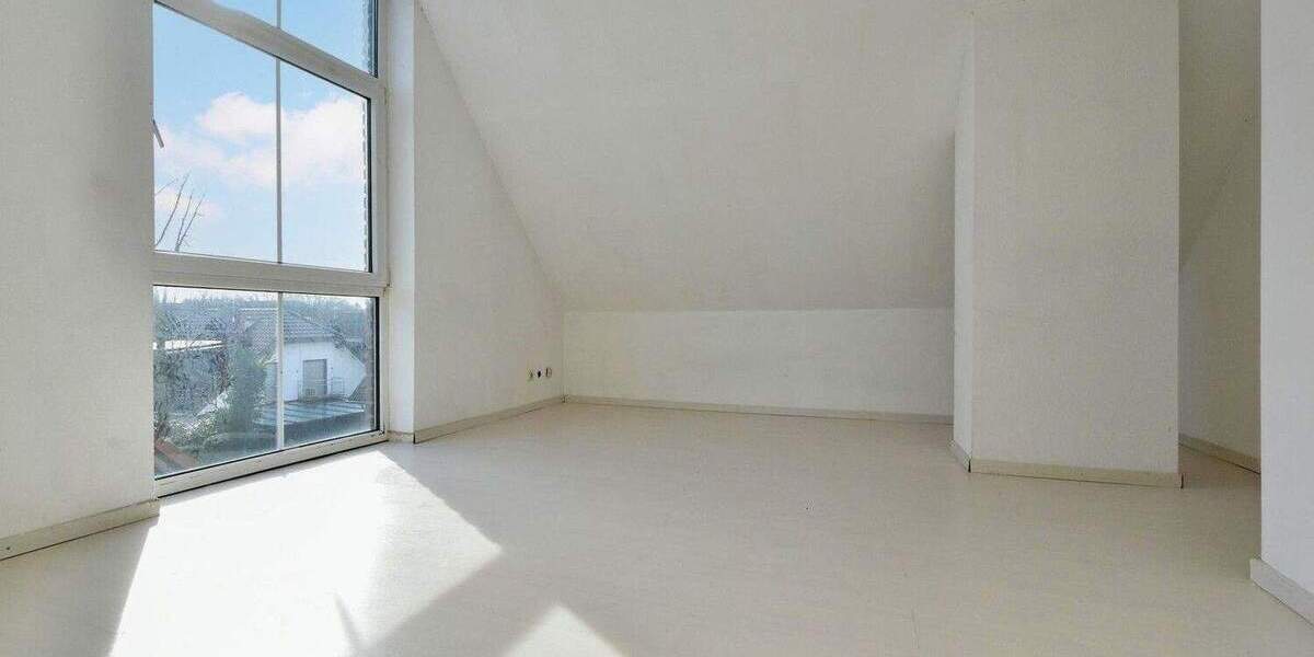 Doppelhaushälfte Duisburg / Huckingen Huckingen - 6 Zimmer, 150 m&sup2;, 579.000&euro; | Angebot:25070521