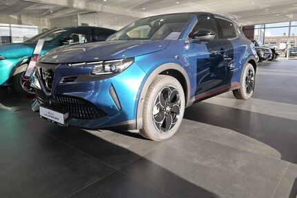 Alfa Romeo Junior 4.900 km 35.990 € Dortmund 44145