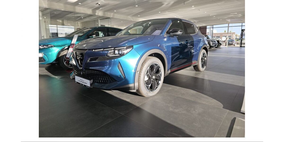 Alfa Romeo Junior 4.900 km 35.990 &euro; Dortmund 44145