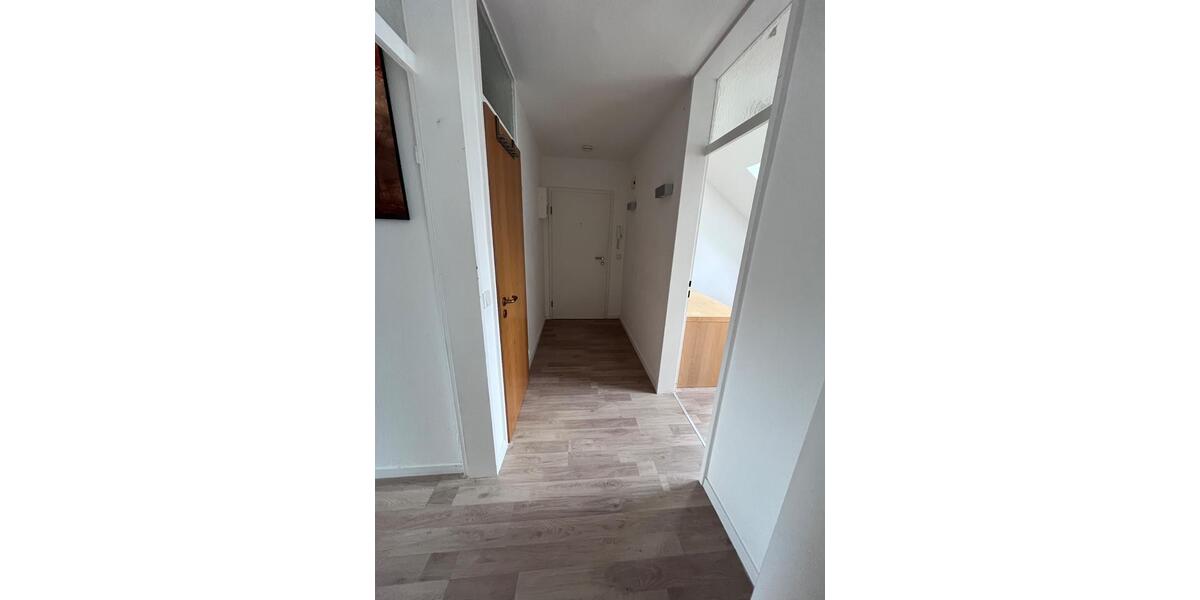 Dachgeschoßwohnung Wuppertal Barmen - 2.5 Zimmer, 63 m&sup2;, 123.900&euro; | Angebot:27119579