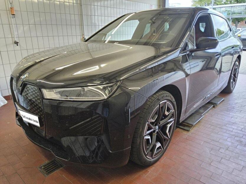 BMW iX 83.071 km 55.525 € Hagen 58091