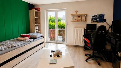 RAUM FÜR FAMILIE, ARBEIT UND RENDITE IN RUHIGER LAGE - Reihenmittelhaus Oberhausen Schmachtendorf | Angebot:26795041