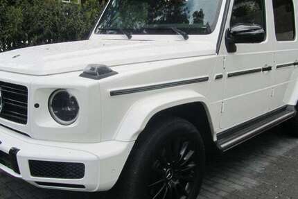 Mercedes G 400
