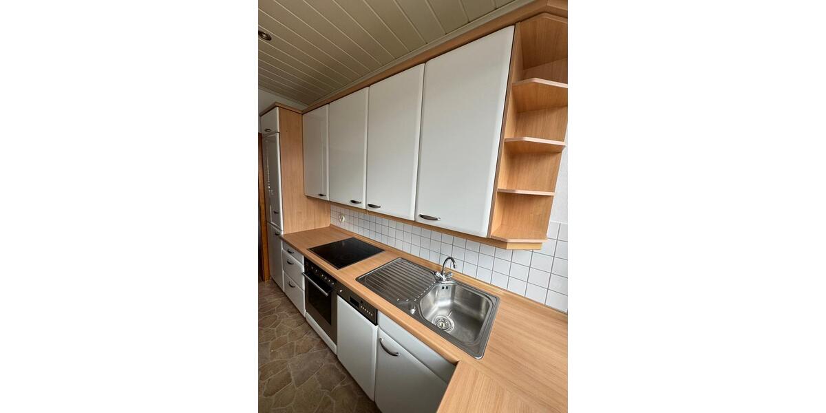 Helle Wohnung mit Balkon und Einbauküche in Mülheim a. d. Ruhr 2.5 zimmer
