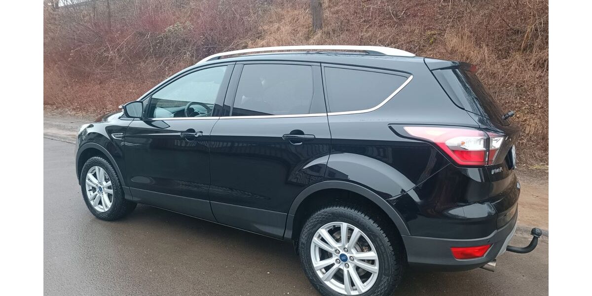Ford Kuga 115.437 km 8.950 &euro; Gevelsberg 58285