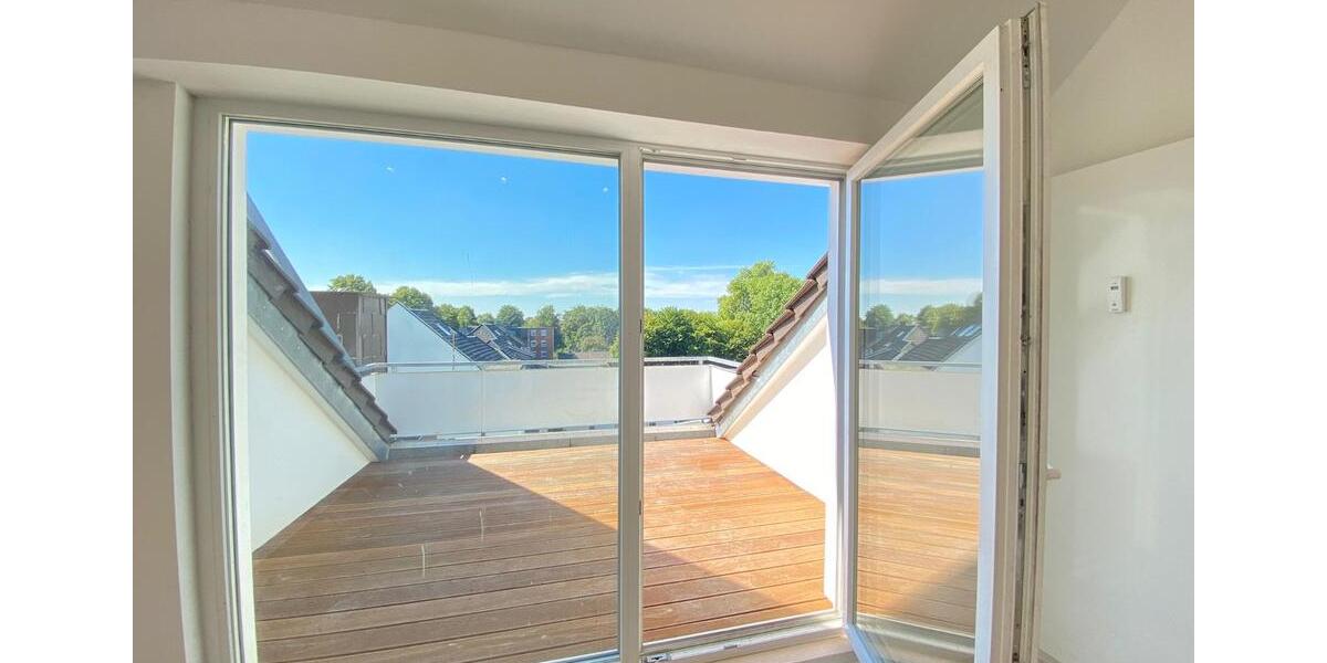 Tolle Dachgeschoss-Wohnung inkl. Terrasse und Einbauküche 3.5 zimmer