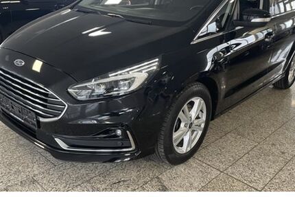 Ford S-Max 48.600 km 25.485 &euro; Wuppertal 42329