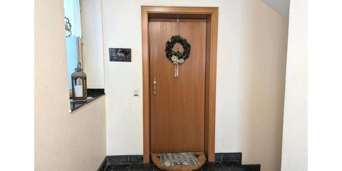 Etagenwohnung Wuppertal Arrenberg - 3 Zimmer, 77 m&sup2;, 175.000&euro; | Angebot:27111010