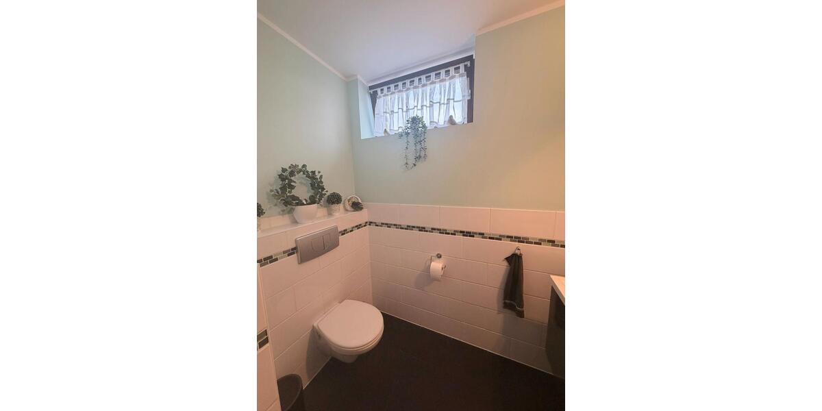Mehrfamilienhaus, Wohnhaus Hünxe - 7.5 Zimmer, 270 m&sup2;, 859.000&euro; | Angebot:26889271