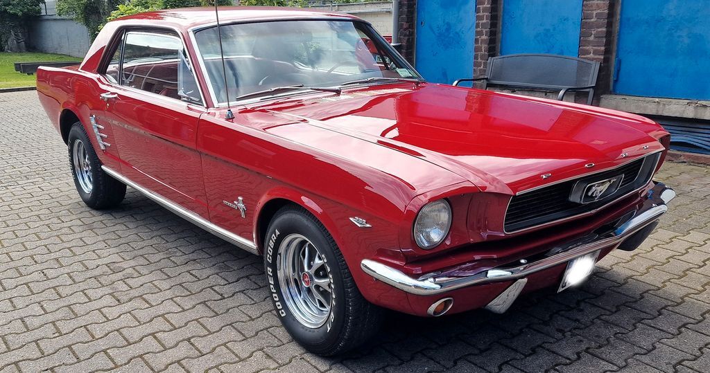 Ford Mustang 93.944 km 46.500 € Ratingen 40878