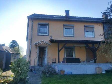 Geräumige Doppelhaushälfte mit großem Grundstück und Garage in guter Lage von Dortmund-Westerfilde 6 zimmer