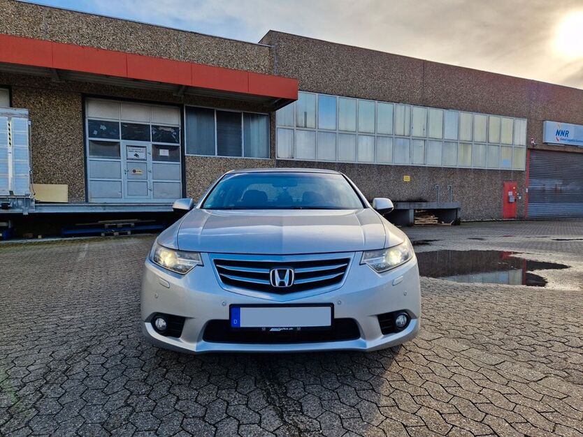 Honda Accord 199.550 km 9.345 € Ratingen 40880