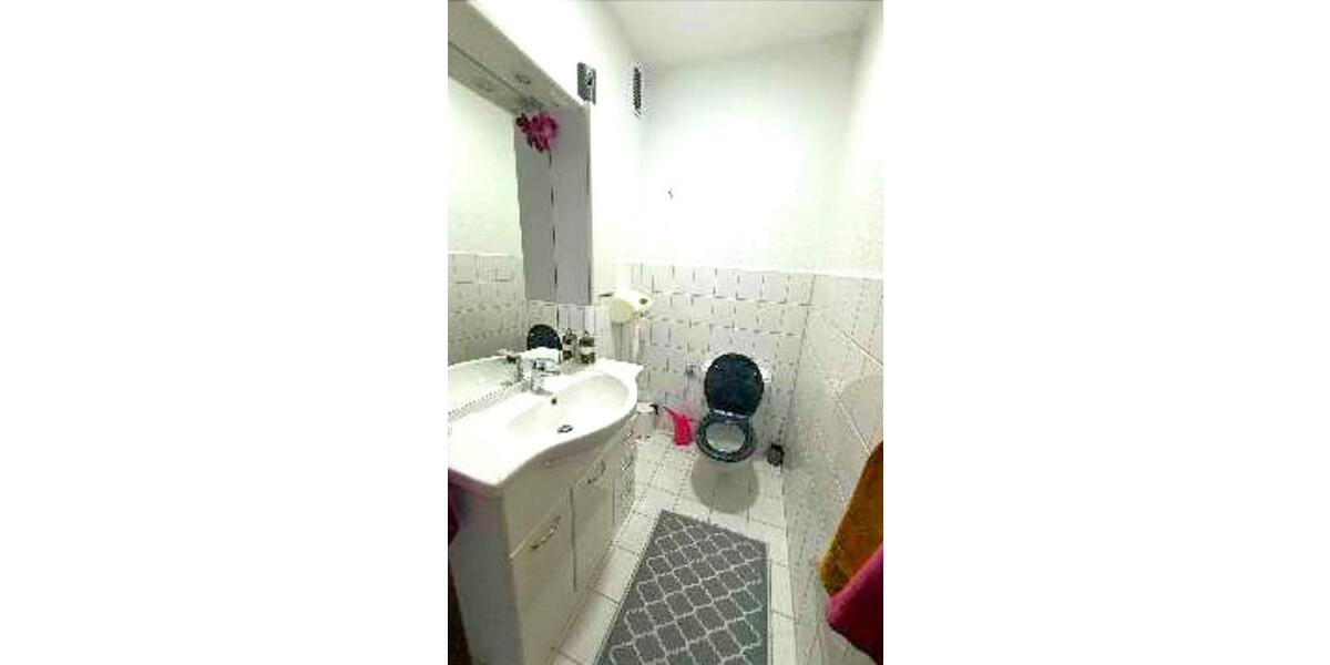 4-Zi-WHG 91 qm. mit Balkon & Tiefgarage - PROVISIONSFREI - zimmer