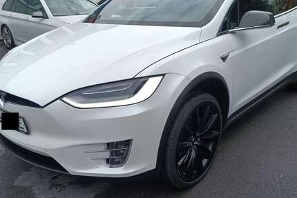 Tesla Model X 65.000 km 57.999 &euro; Wuppertal 42281