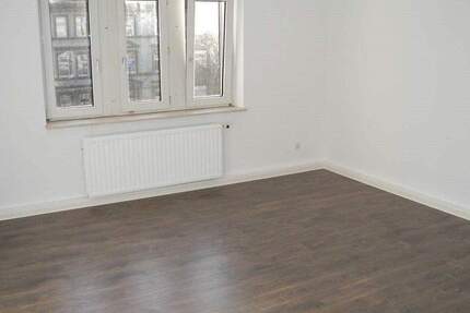 Attraktive 4,5 Zimmer mit Gartennutzung 4 zimmer