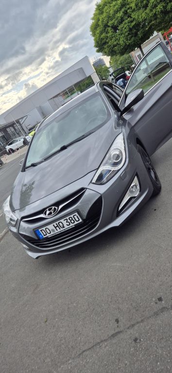 Hyundai i40 184.500 km 6.600 € Dortmund 44263