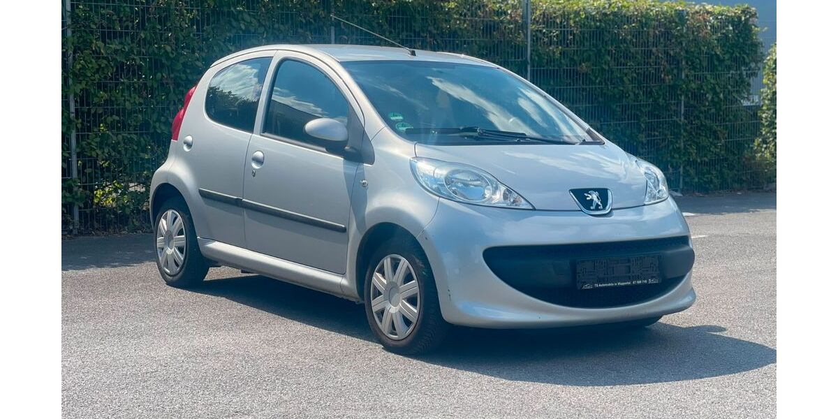 Peugeot 107 213.000 km 2.300 &euro; Wuppertal 42389