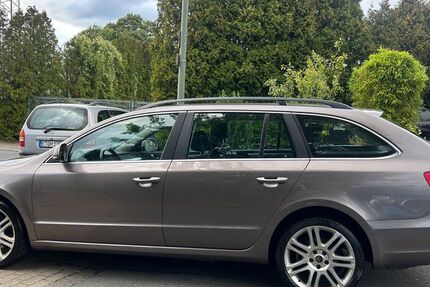 Skoda Superb 190.000 km 5.800 € Essen 45326