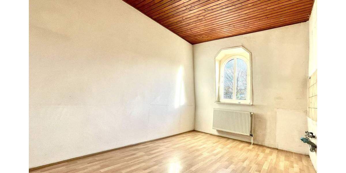 Etagenwohnung Schwelm - 4 Zimmer, 126 m&sup2;, 167.000&euro; | Angebot:25245264