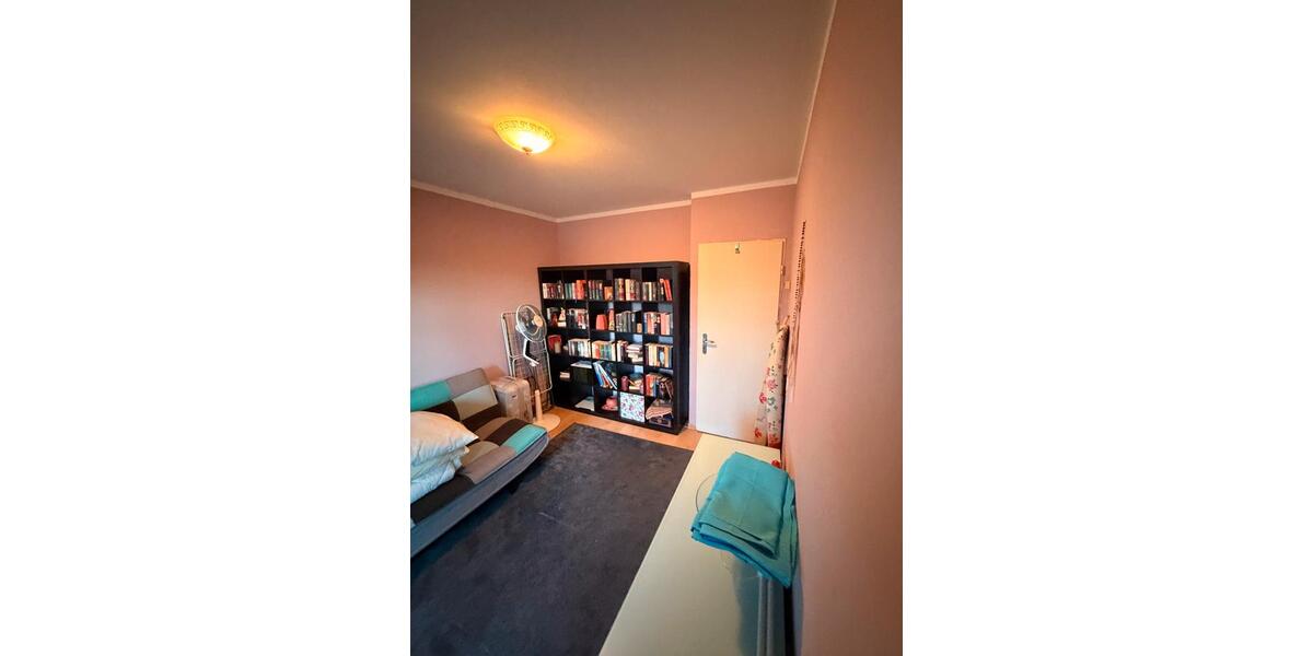 Erdgeschoßwohnung Essen Huttrop - 3 Zimmer, 68 m&sup2;, 159.000&euro; | Angebot:25757602