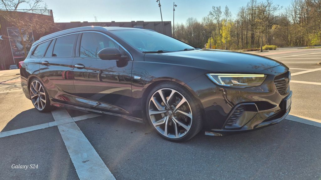 Opel Insignia 107.000 km 18.999 &euro; Bochum 44791