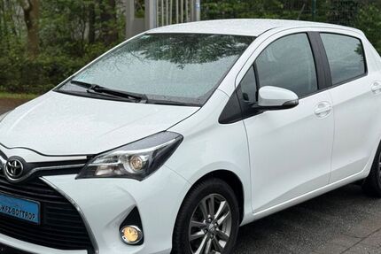 Toyota Yaris 64.000 km 6.499 &euro; Bottrop 46238