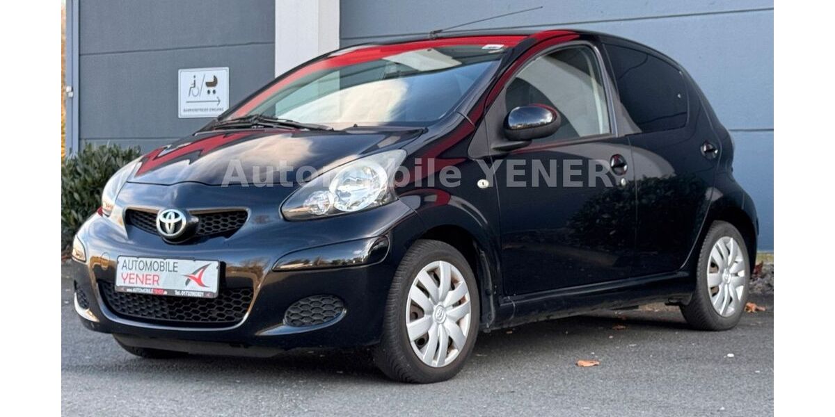 Toyota Aygo (X) 123.000 km 3.999 &euro; Mülheim an der Ruhr 45475