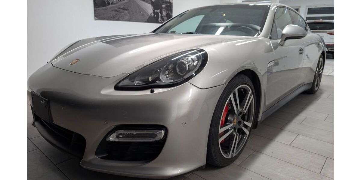 Porsche Panamera 28.332 km 45.900 &euro; Essen 45279