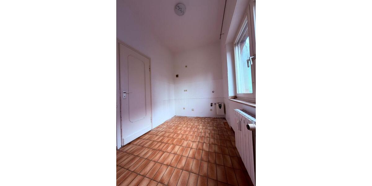 Etagenwohnung Duisburg Duisburg-Mitte - 2 Zimmer, 73 m&sup2;, 633&euro; | Angebot:25535315