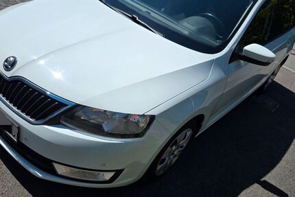Skoda Rapid 206.844 km 5.990 &euro; Dortmund 44265