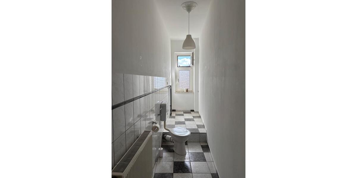Etagenwohnung Schwelm - 5 Zimmer, 120 m&sup2;, 1.000&euro; | Angebot:26150957