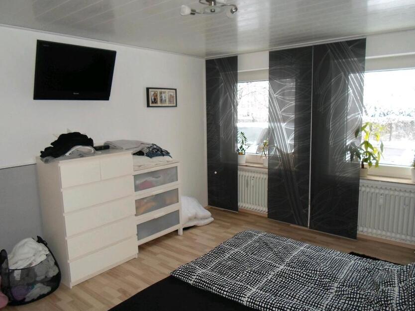 Schöne 4 Zimmer Wohnung mit großer Terrasse
