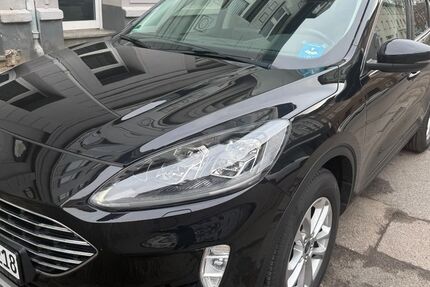 Ford Kuga 193.000 km 10.990 &euro; Herne 44649