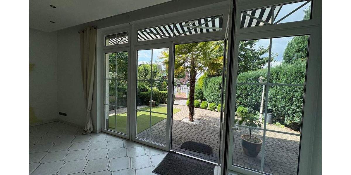 Einzigartiges 2-Familienhaus mit Charme und sonnigen Garten 5 zimmer