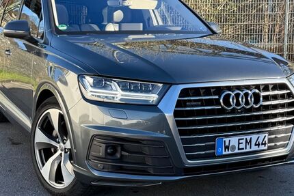 Audi Q7 220.000 km 26.499 &euro; Wuppertal 42117