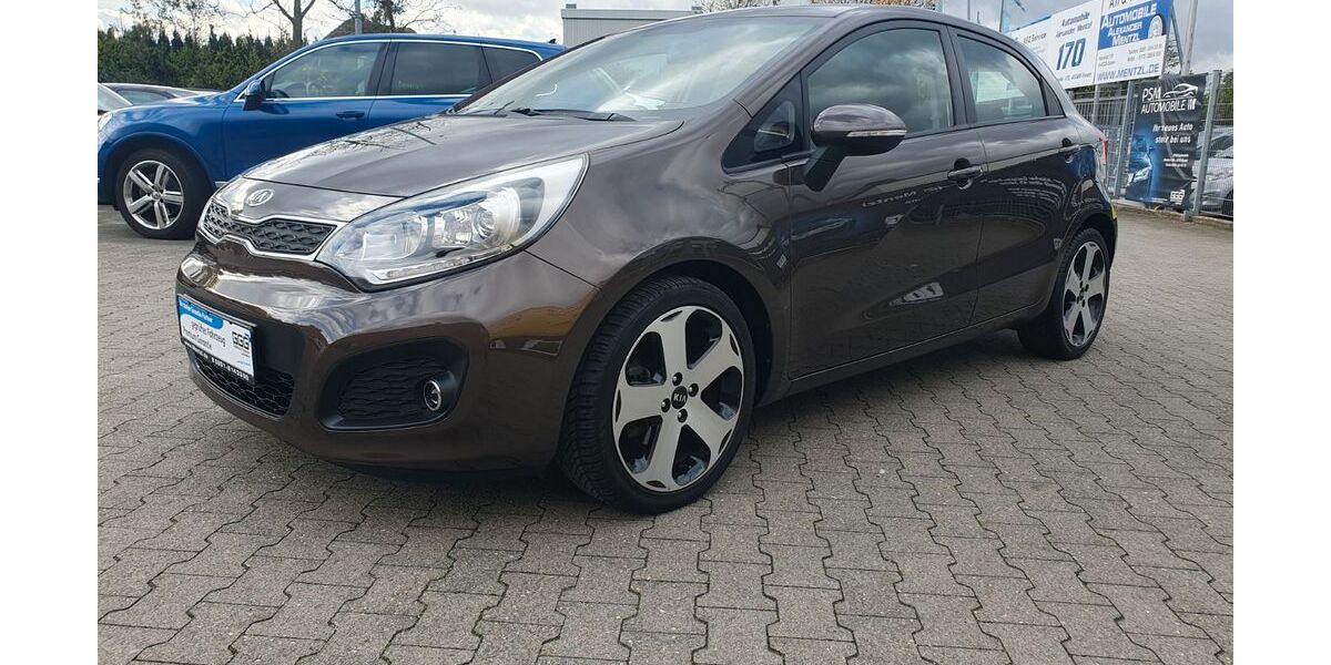 Kia Rio 97.697 km 7.999 € Essen 45326