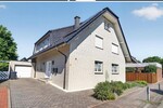 Wohnen wie im eigenen Haus – Große Erdgeschosswohnung mit Traumgarten und Garage im Zweiparteienhaus - Erdgeschoßwohnung Olfen Olfen | Angebot:26948024