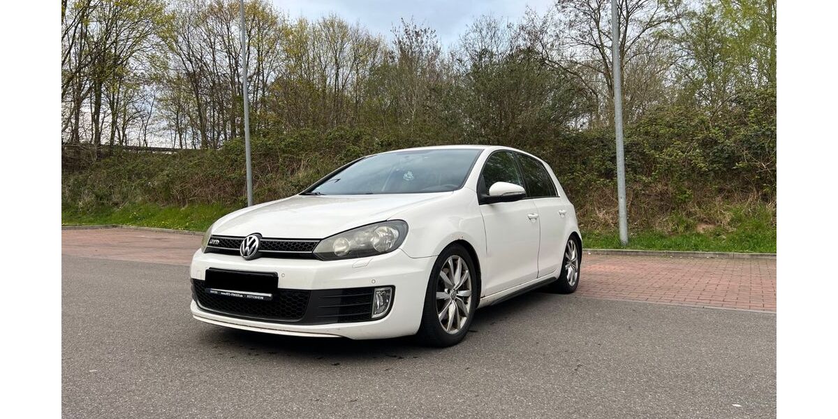 VW Golf 260.666 km 4.300 &euro; Ratingen 40878