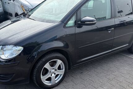 VW Touran 169.000 km 3.500 &euro; gelsenkirchen 45881